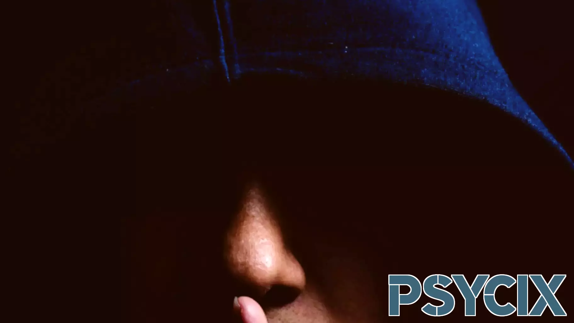9 Personal Matters Psychology Suggests Keeping Private